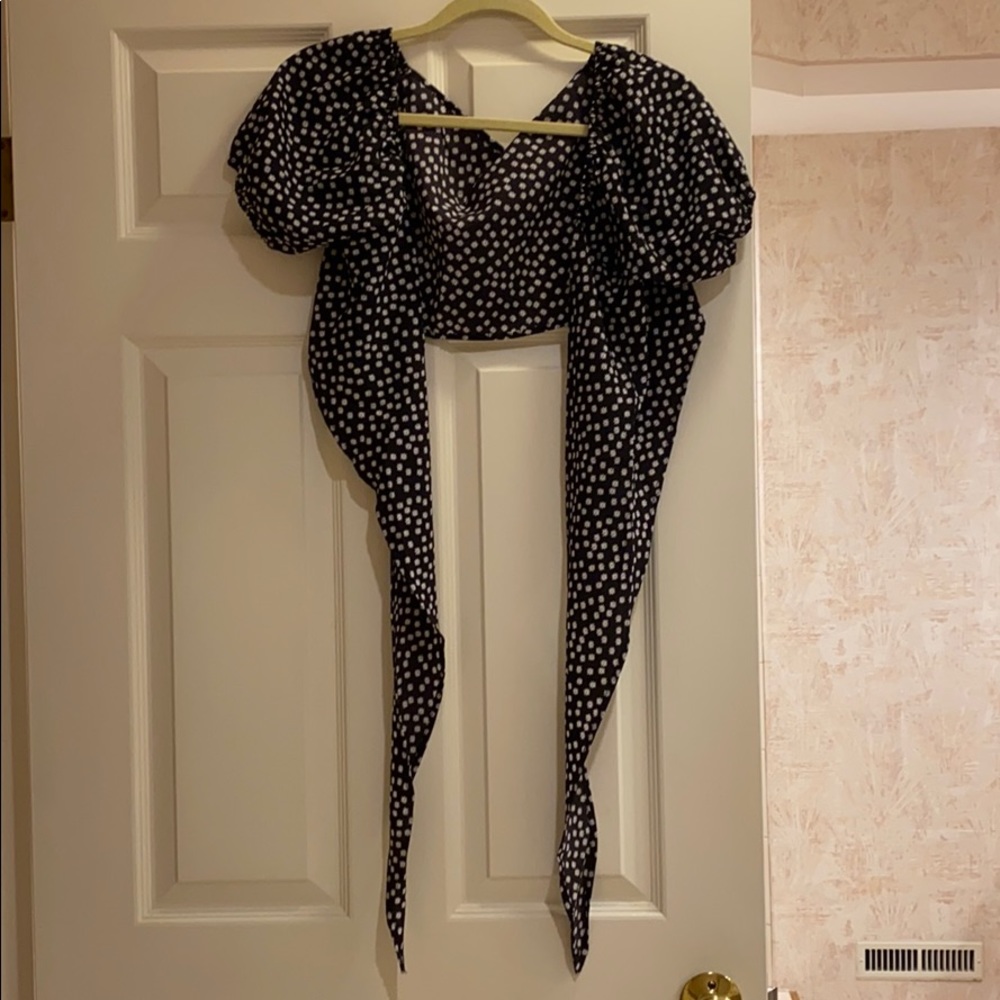 Crop short sleeve shirt